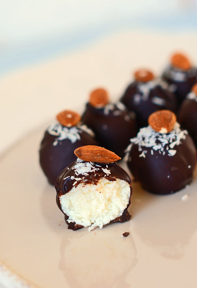 Kokosowe kulki w polewie czekoladowej \