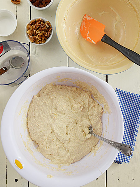 Chleb rustykalny z rodzynkami i orzechami  - etap 8