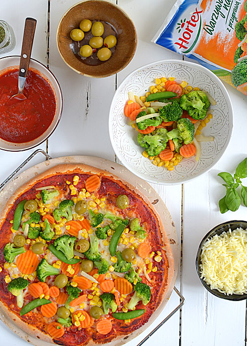 Lekka pizza z warzywami - pena smakw i kolorw :) - etap 12
