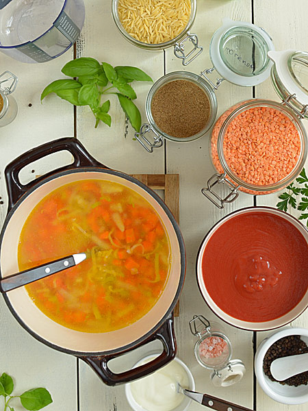 Zupa pomidorowa z soczewic - gsta, aromatyczna i bardzo energetyczna - etap 3