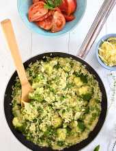 Risotto z zielonymi warzywami - brokuem i zielonym groszkiem
