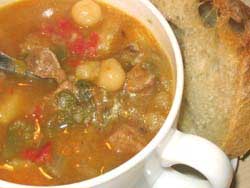 Wgierska zupa gulaszowa