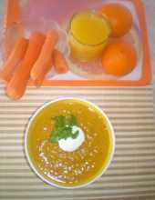Zupa marchewkowo-pomaraczowa