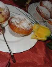 Waniliowe muffinki z konfitur  truskawkow