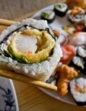 (sushi) maki z krewetk w tempurze