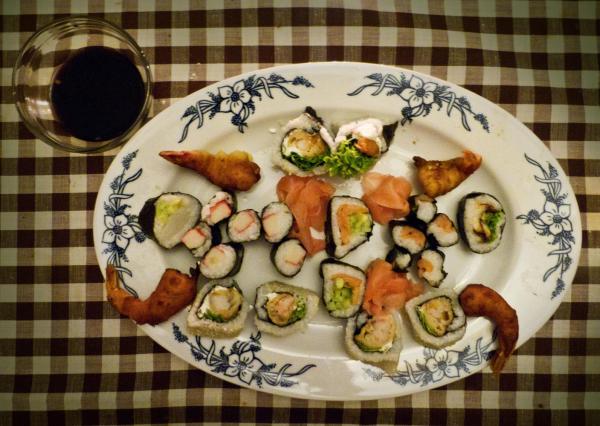(sushi) futomaki z ososiem