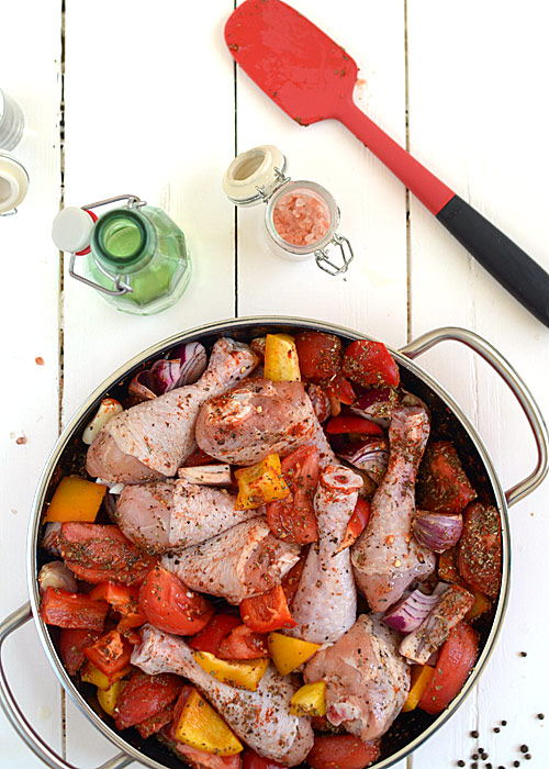 Zapiekane udka z kurczaka z warzywami, inspirowane pomysem Jamiego Olivera z ksiki Gotuj sprytnie jak Jamie - etap 3
