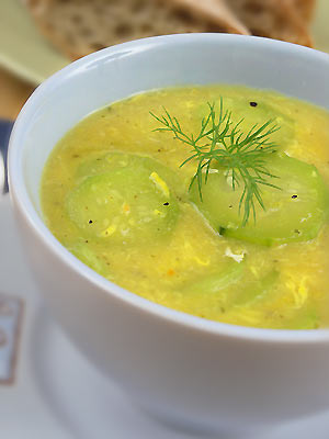 Potage concombre, czyli zupa ze wieych ogrkw