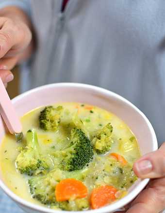 Ekspressowa zupa brokuowa - pyszna i zdrowa