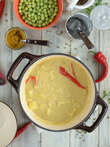 Curry z ziemniaków z groszkiem - pyszne i błyskawiczne - 5 krok przygotowania