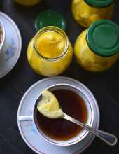 Cytryny w słoiku do herbaty