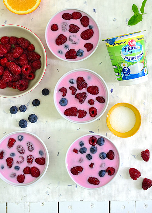 Jogurtowy deser owocowy - łatwy i zdrowy  - etap 6