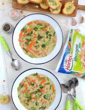 Błyskawiczna zupa minestrone - gęsta i sycąca