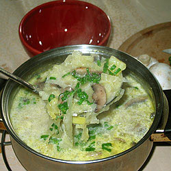 Zupa z kapusty pekińskiej.