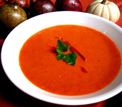 Zupa z czerwonej papryki