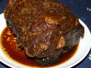 Woowina gotowana (na czerwono?) - Red cooked beef (SEE YO NGAU