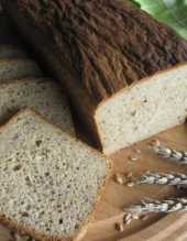 Chleb z muesli na miodzie