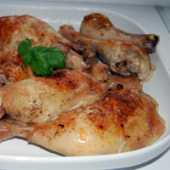 Pieczony kurczak z sosem greckim