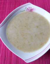 Smaczna zupa z rabarbaru