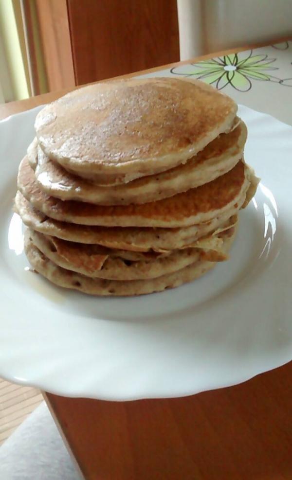 Pyszna Pancakes z mąki pełnoziarnistej.