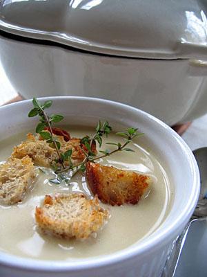 Zupa czosnkowa