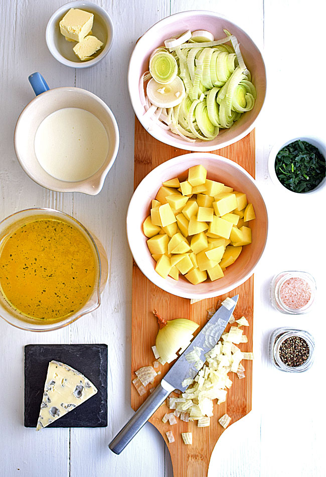 Zupa ziemniaczano-porowa z serem pleśniowym - lista składników jest krótka