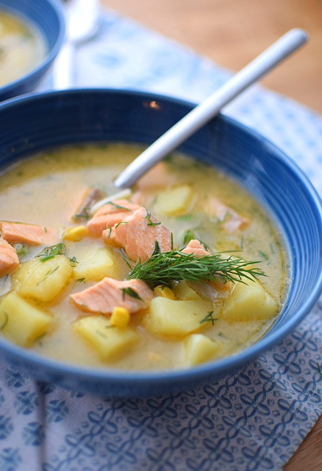 Zupa z łososiem i ziemniakami