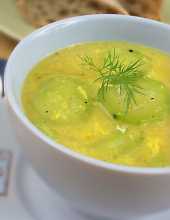 Potage concombre, czyli zupa ze świeżych ogórków