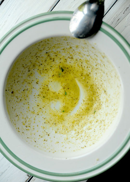 Zupa krem z brokułów ze śmietaną parmezanową  - etap 4